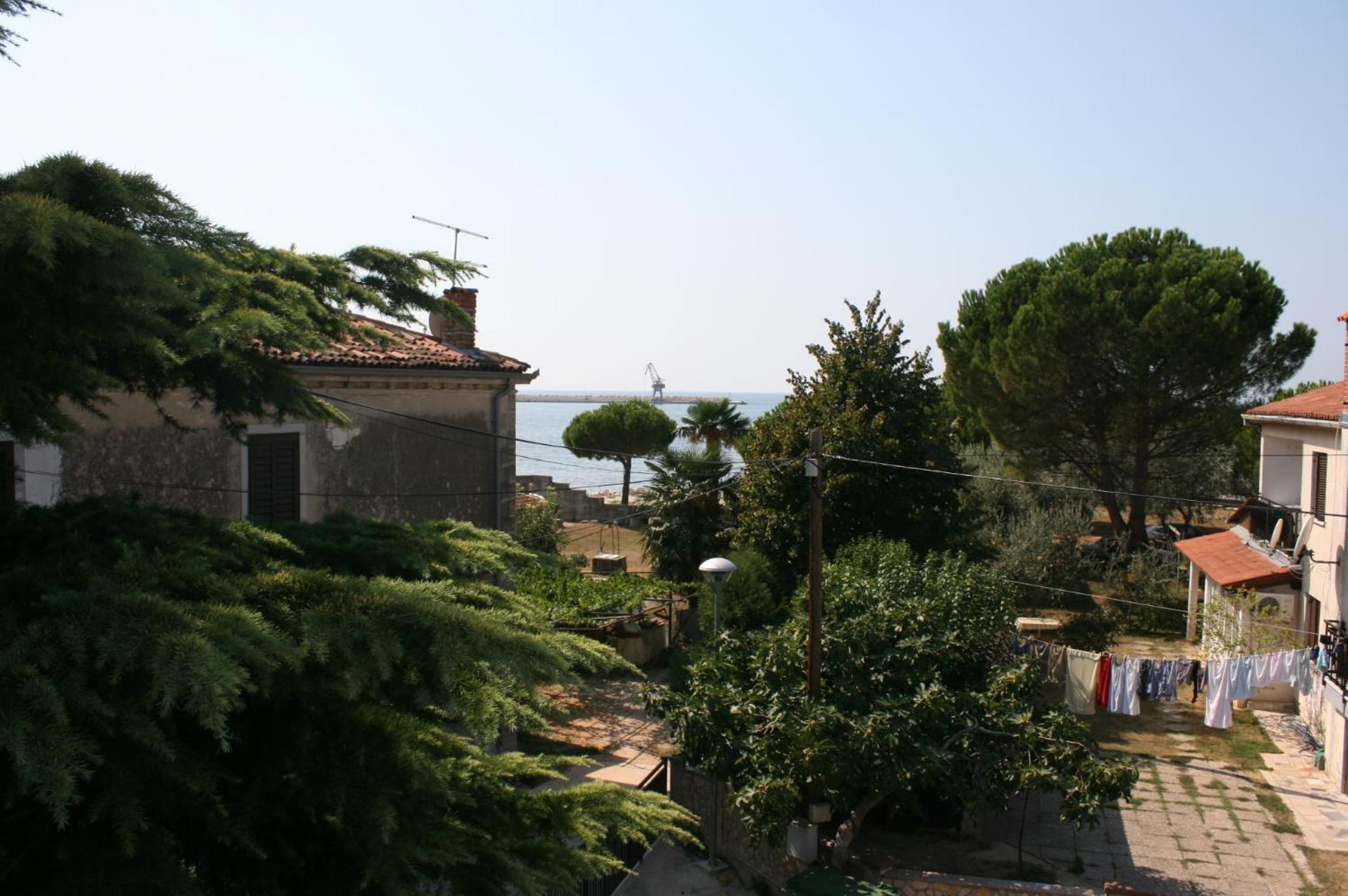 By The Sea - 7029 * Umag