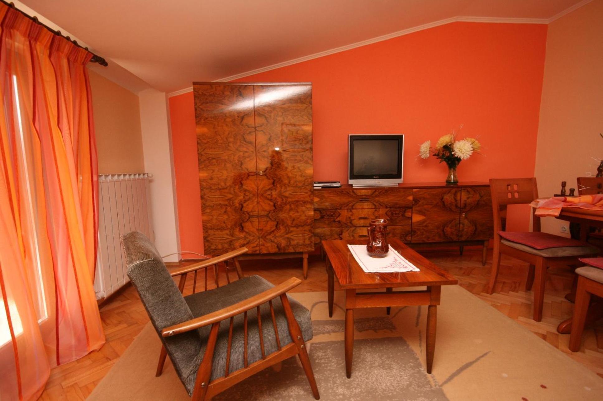 Apartment By The Sea - 7029 Umag
